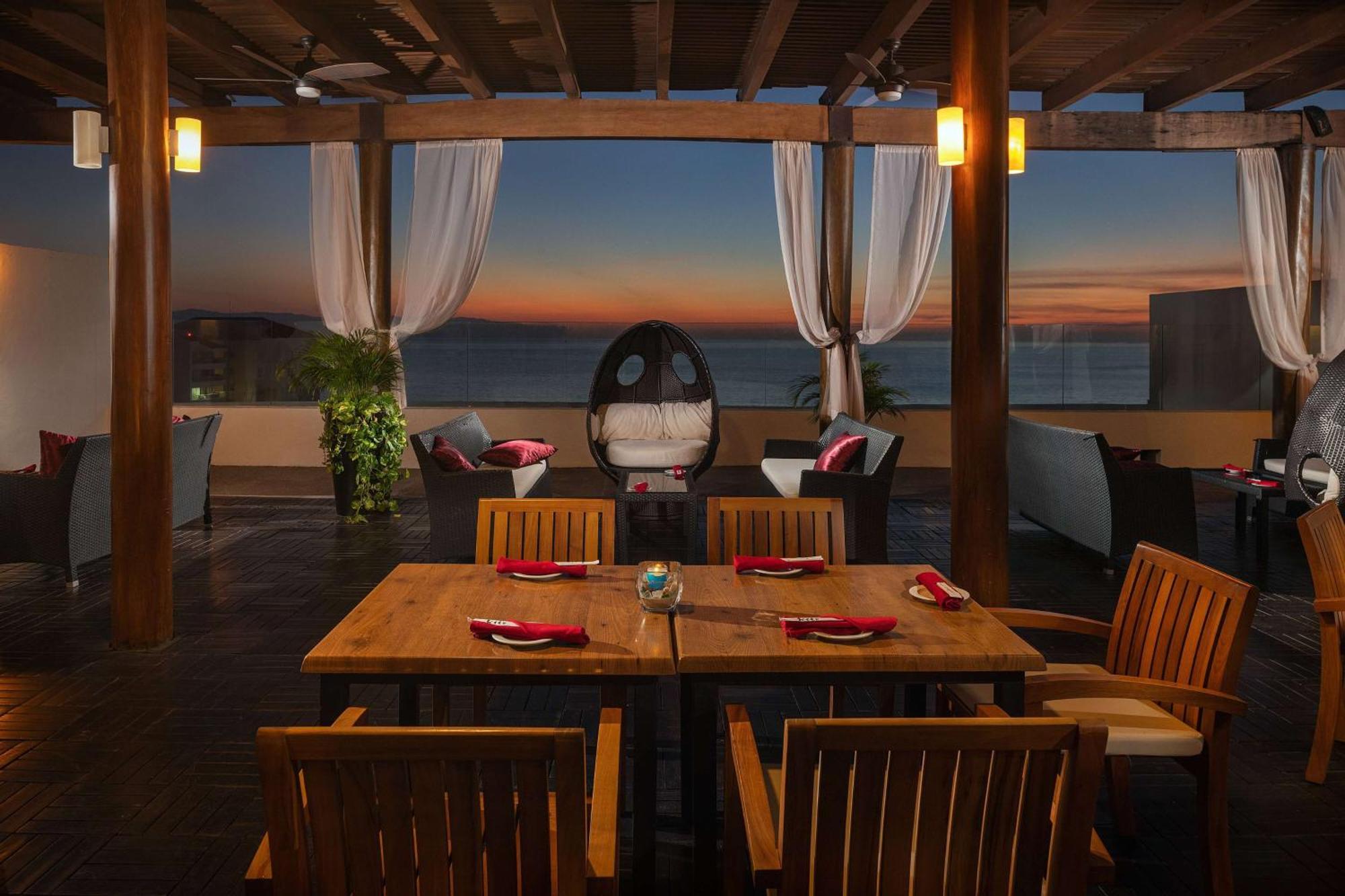 נובו ואלארטה Wyndham Alltra Vallarta, All-Inclusive Resort מראה חיצוני תמונה