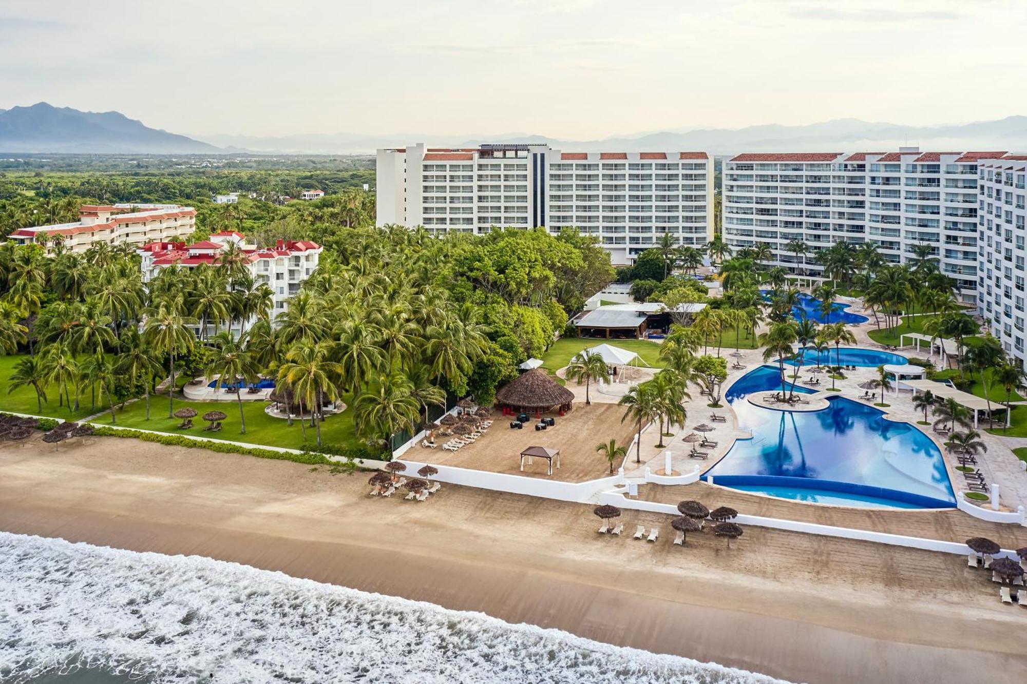 נובו ואלארטה Wyndham Alltra Vallarta, All-Inclusive Resort מראה חיצוני תמונה