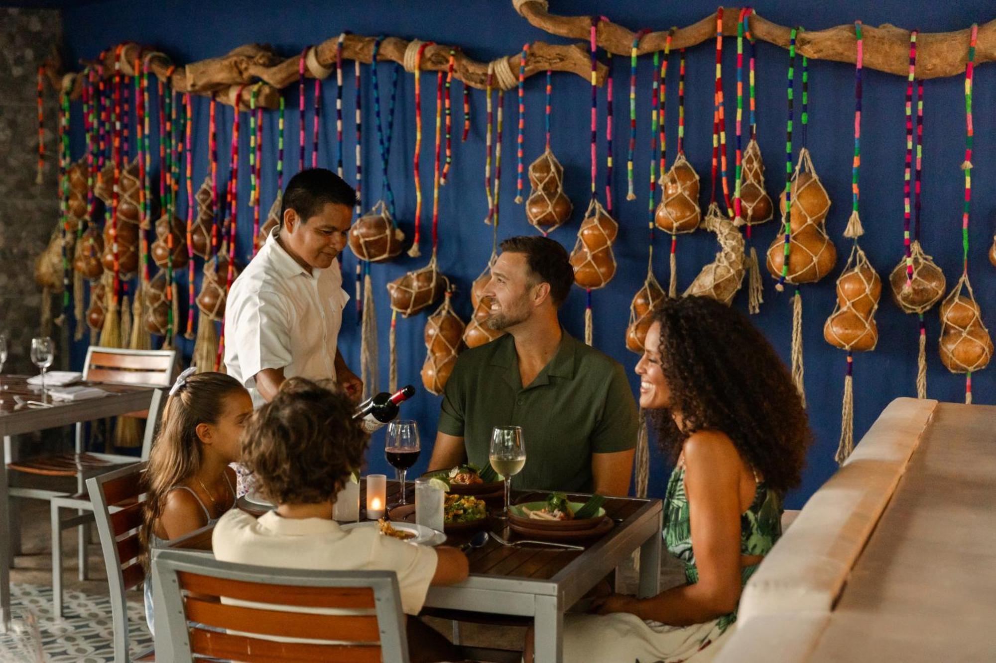 נובו ואלארטה Wyndham Alltra Vallarta, All-Inclusive Resort מראה חיצוני תמונה